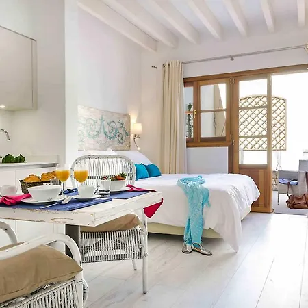 Staycatalina Boutique Hotel-Apartments-2